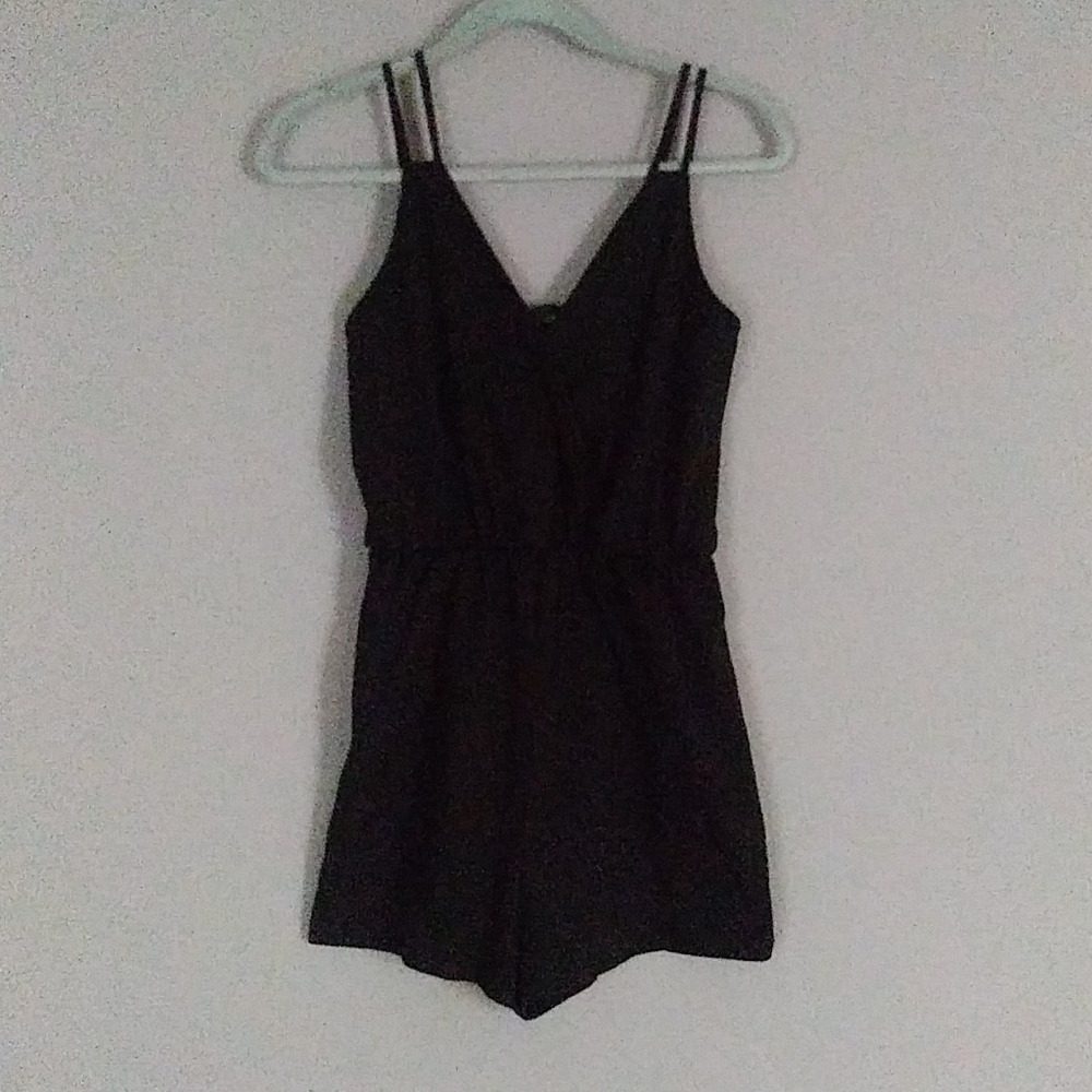 Never worn - Romper